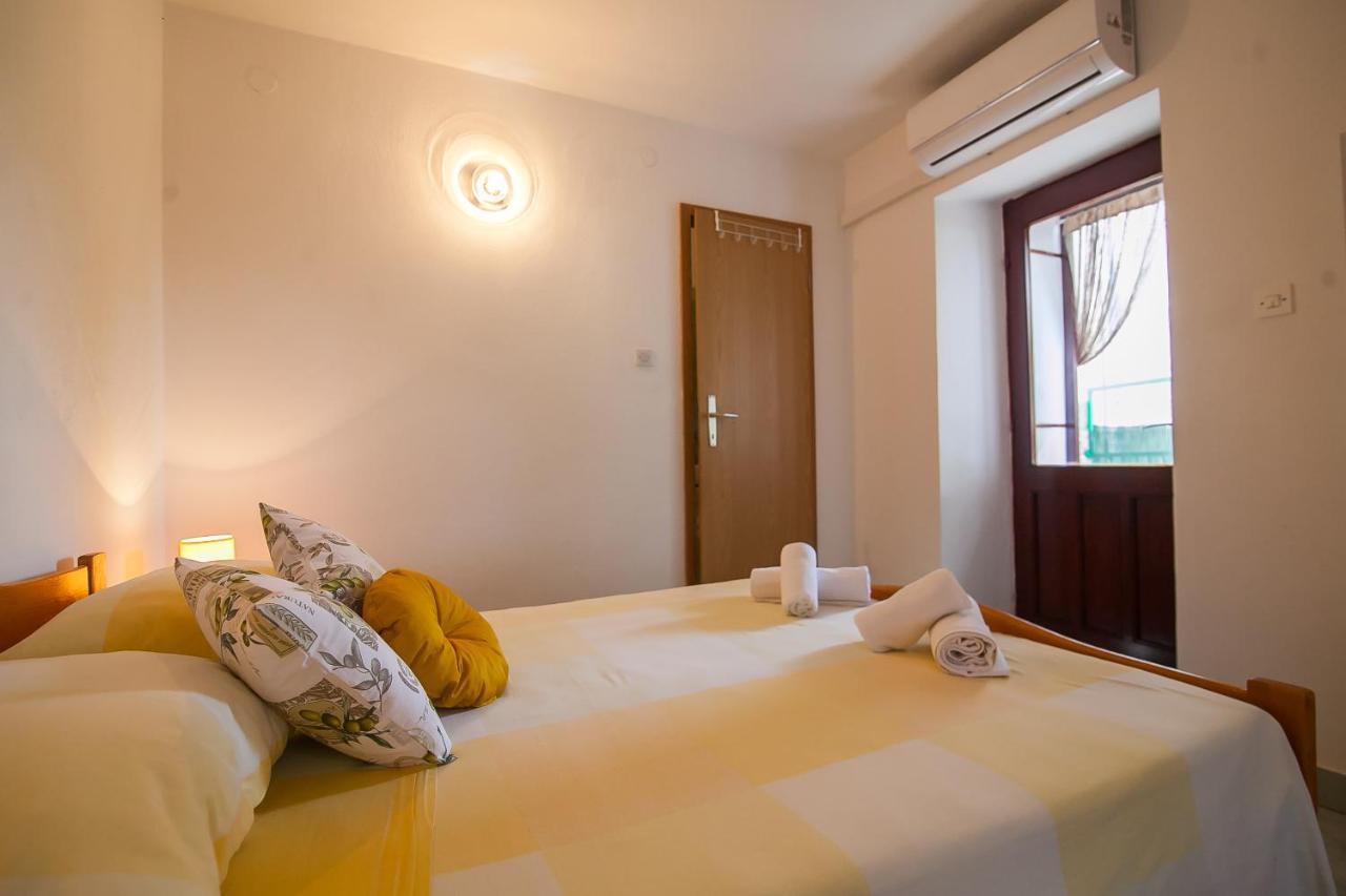 בול Old Town Accommodation מראה חיצוני תמונה
