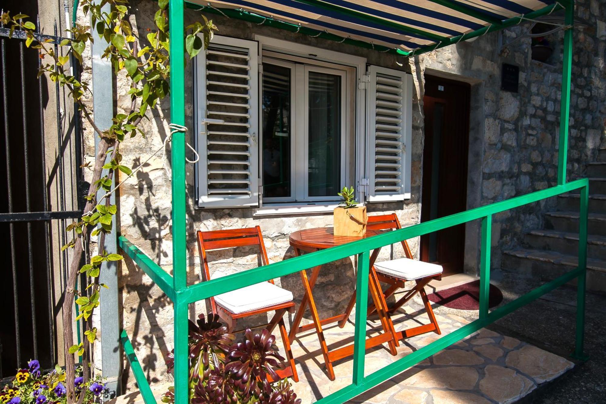 בול Old Town Accommodation מראה חיצוני תמונה